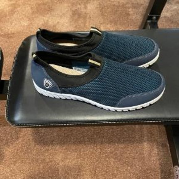 Fashion Men's Breathable Mesh Slip-On Shoes - Picture 2 of 4